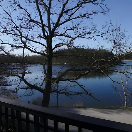 Villa The Luxurious Lakeview Near *