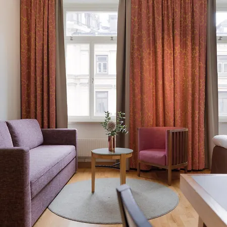 Elite Adlon 4*
