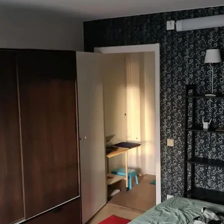 Completely Furnished 1 Lejlighed