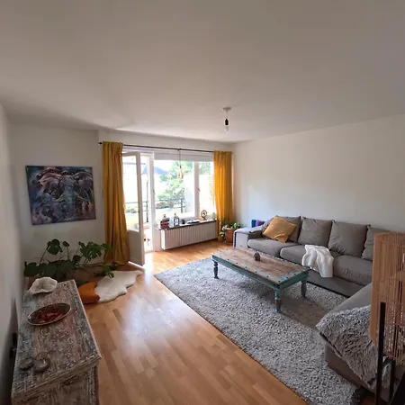 Mysig Och Lung Laegenhet Med Balkong Naera Stockholm! * Stockholm