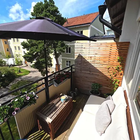 Apartment Mysig Och Lung Laegenhet Med Balkong Naera Stockholm! Stockholm