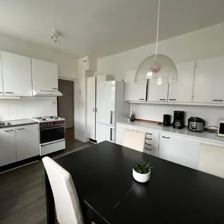 Flatin Erbjuder Laegenheter I Soedra Stockholm