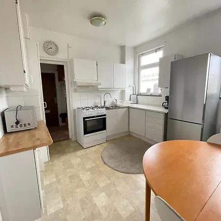 Lejlighed Flatin Erbjuder Laegenheter I Soedra Stockholm