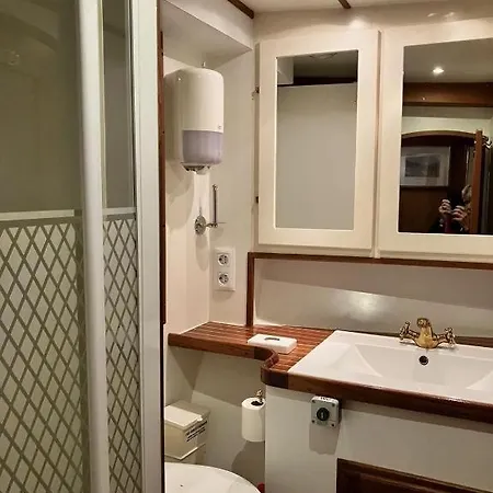 My Etera Hotel en barco