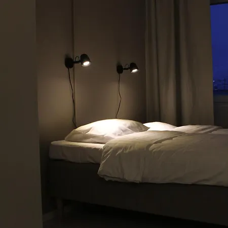 Bromma Hotel *