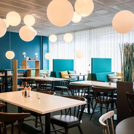 Scandic Kista 4*