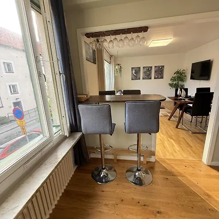 Apartment Spacious Near The Subway *