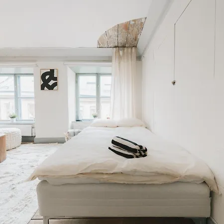 Charming 40 Sqm In Stockholm's Old Town * 斯德哥尔摩