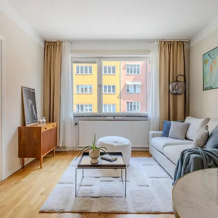 The In Stylish Sodermalm Appartement