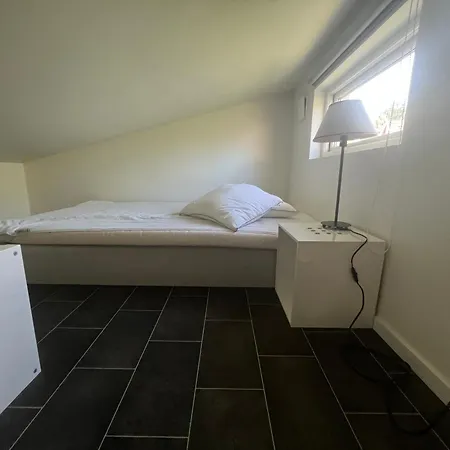 Chalet Liten I Aelvsjoe 25 Kvm Med 2 Sovloft *