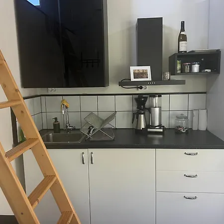 Liten I Aelvsjoe 25 Kvm Med 2 Sovloft Chalet *