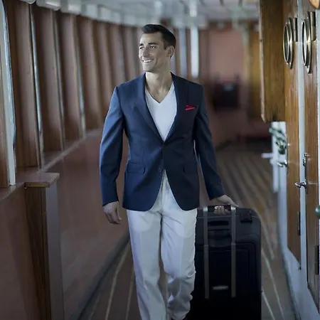 M/s Birger Jarl - & Bateau-hôtel