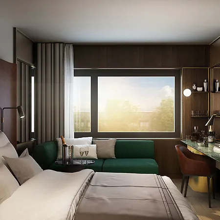At Six Hotel 5*