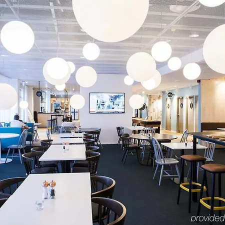 Scandic Kista 4*