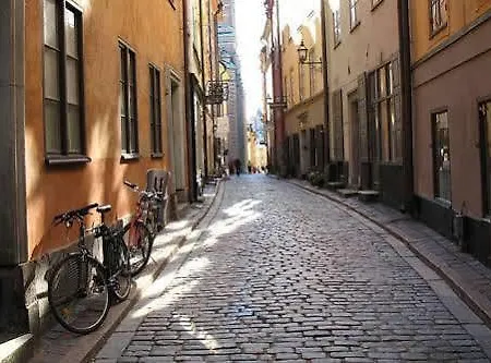 Castanea Old Town