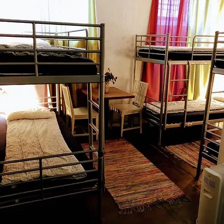 Hostel Dockside *