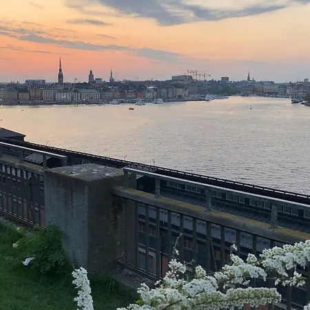 Dockside * Stockholm