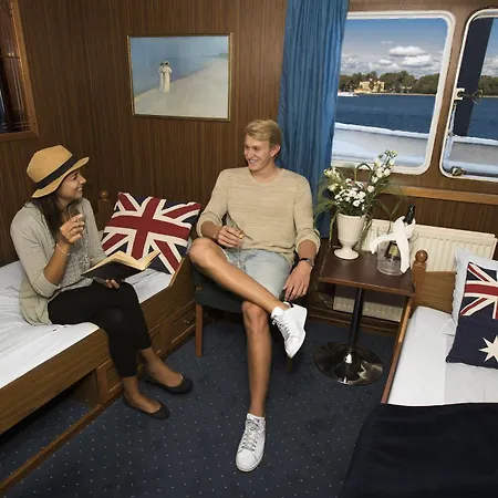 Bateau-hôtel M/s Birger Jarl - & 2*
