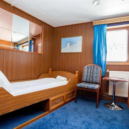 Bateau-hôtel M/s Birger Jarl - & 2*