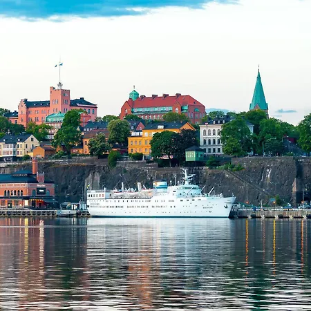 M/s Birger Jarl - & 2* Ville de Stockholm