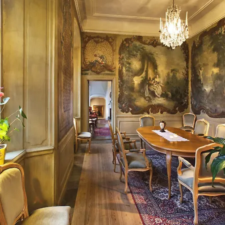 Hotel Akeshofs Slott 3*