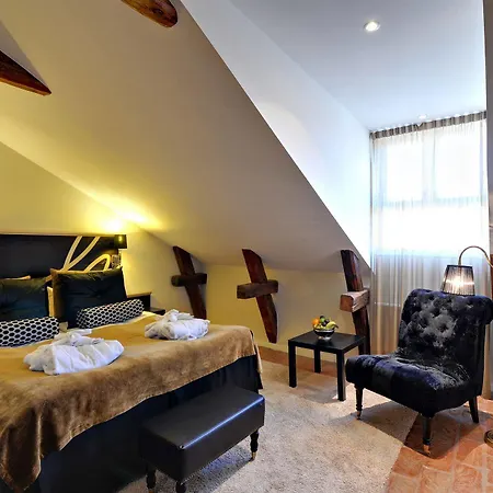 Hansson Sure Collection By Western Hotel
