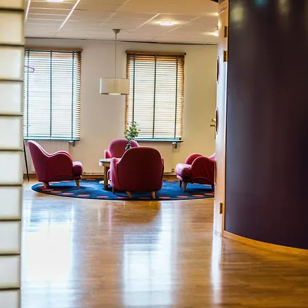 Hotel Scandic Kungens Kurva 4*
