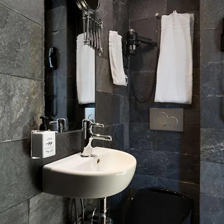 Hellstens Glashus 3* Stockholm