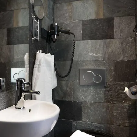 Hellstens Glashus 3* Stockholm