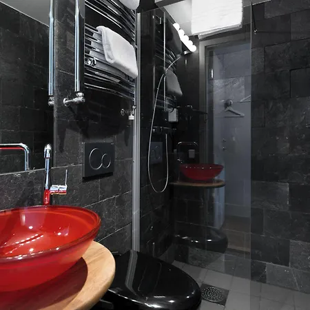 Hotel Hellstens Glashus 3*