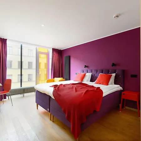 Hotel Hellstens Glashus 3*