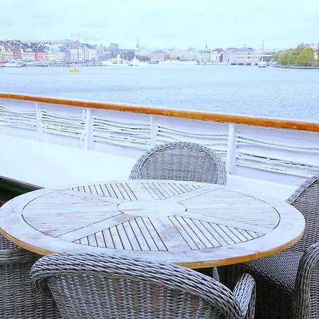M/s Birger Jarl - & Ville de Stockholm