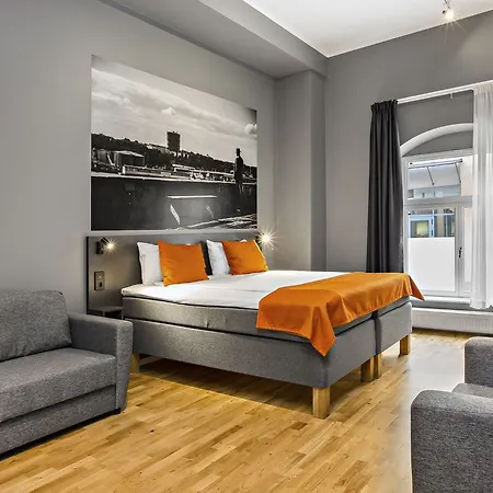 Hotel Elite Adlon 4*