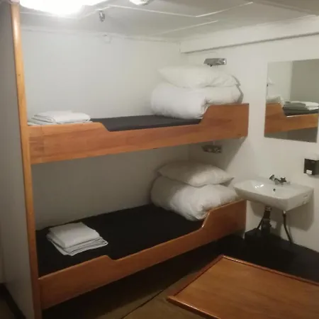 Bateau-hôtel M/s Birger Jarl - & 2*