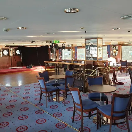 M/s Birger Jarl - & Bateau-hôtel
