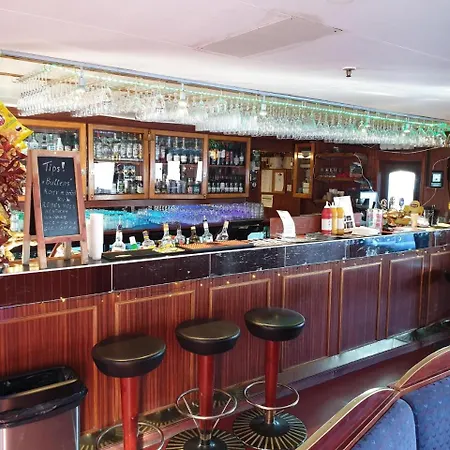 Bateau-hôtel M/s Birger Jarl - & 2*