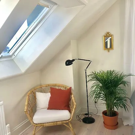 Apartment Charming Penthouse In Central Old Town *
