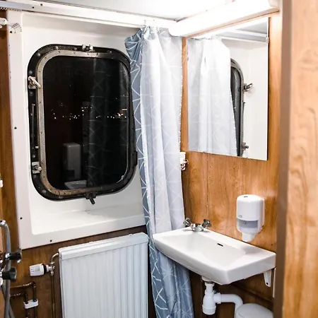Bateau-hôtel M/s Birger Jarl - & 2*