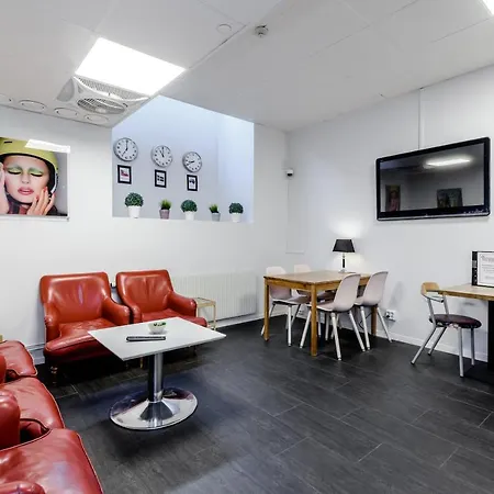 City Hostel