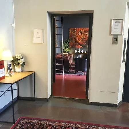 Unique Hotel 3*