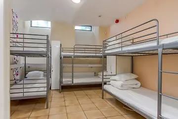 Hostel Nomad Cave *