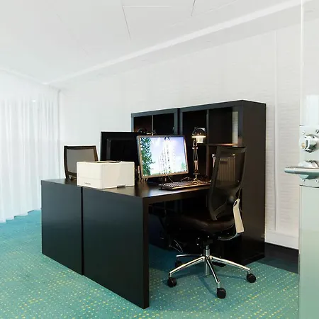 Courtyard By Marriott Kungsholmen 4*