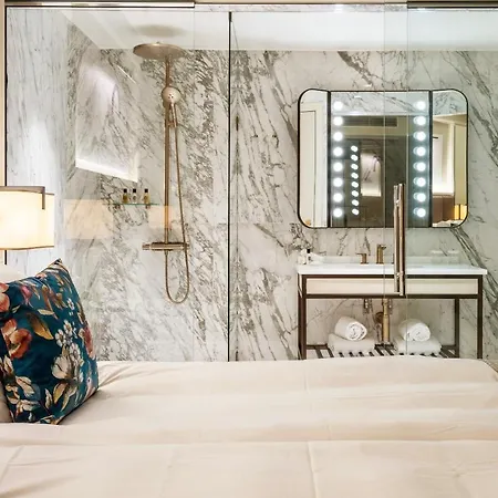 Bank Hotel, A Member Of Small Luxury 5*