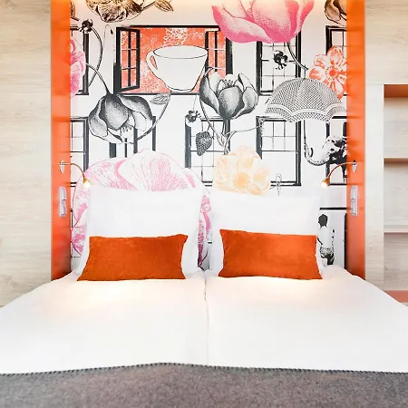Hotell L älvsjö 3*