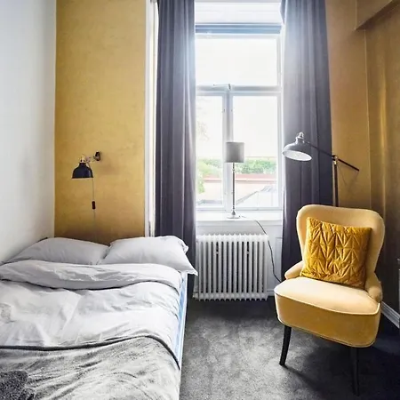 Eight Hotel 3*