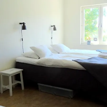 Le Mat B&B Akersberga Bed & Breakfast 3*