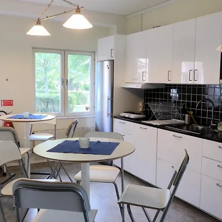 Le Mat B&B Akersberga Bed & Breakfast 3*
