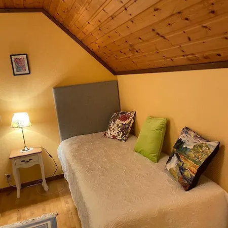 Anitas Stockholm/vaellingby Homestay