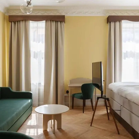 Ruth, Worldhotels Crafted Hotel
