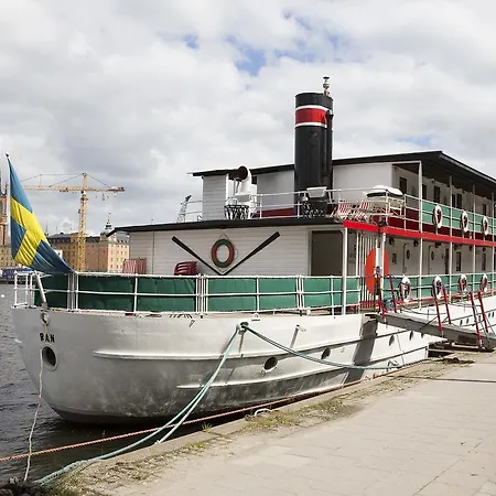 Den Roeda Baten Botel